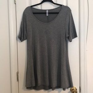 Medium Lularoe Perfect T